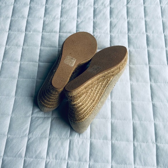 Women's Jack Rogers Mid wedge size 6.5 - Picture 3 of 4